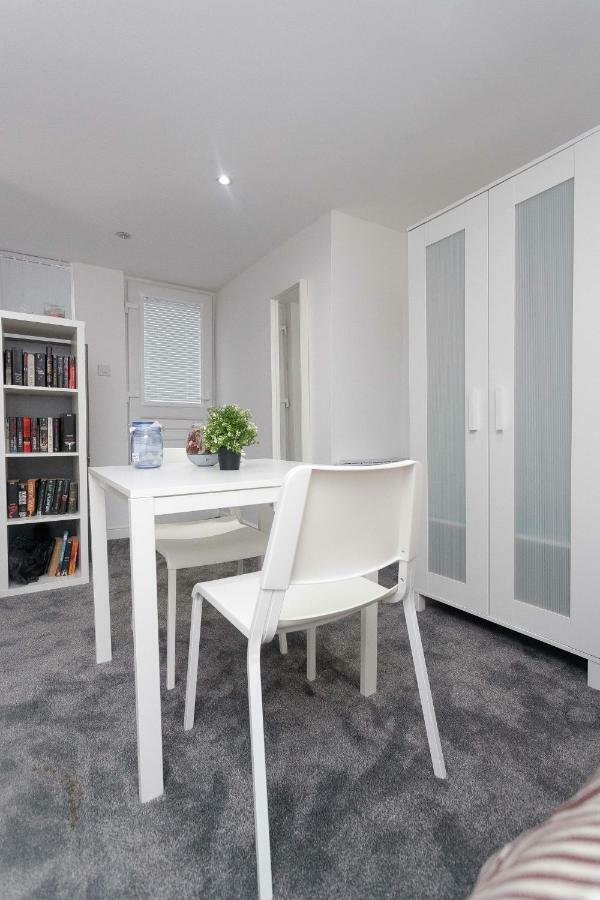 Apartament Leeds House Zewnętrze zdjęcie